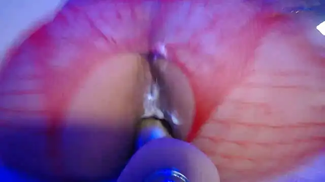 Missy Aprill online show from 12.03.25