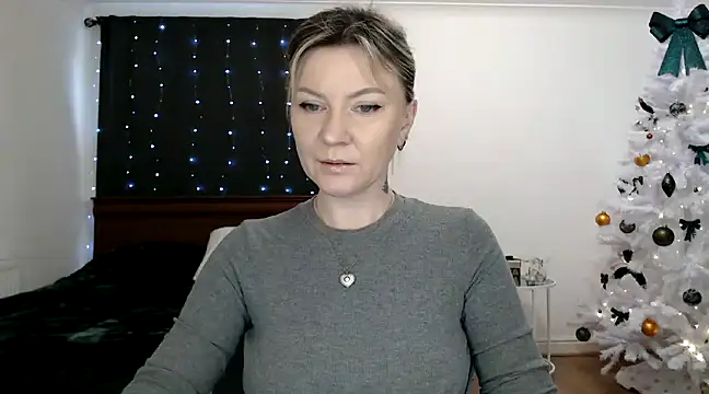 ParadiseAlina online show from 12.16.24