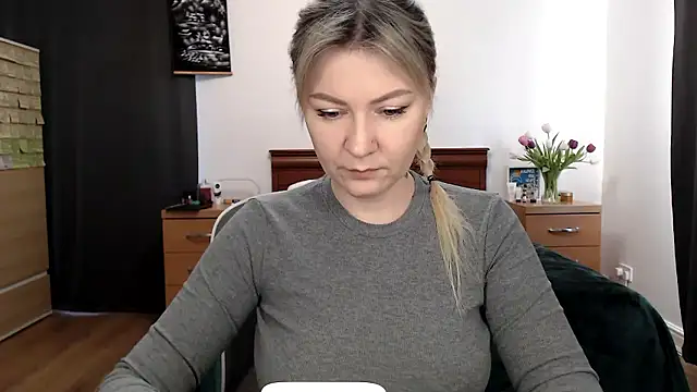 ParadiseAlina online show from 01.13.26