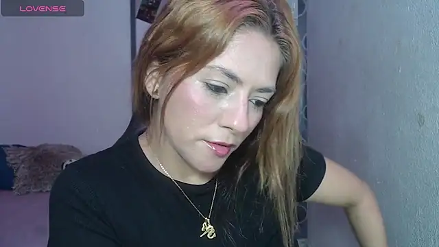 karamirror  online show from 04.18.26