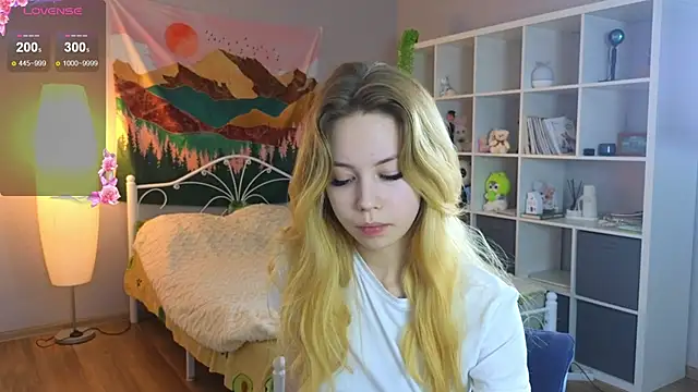 Snapshot of Wendy_Cutie chatting on 09.12.25 Wendy Cutie online show from 09.12.25