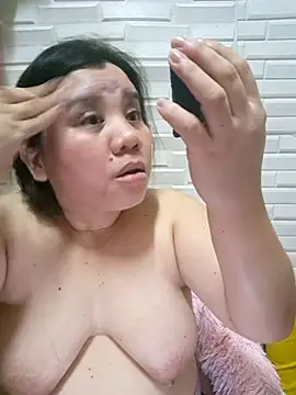 hotlyn45 online show from 11.23.25