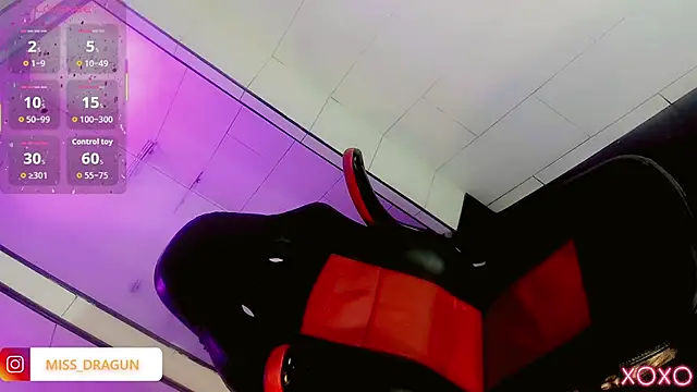 Snapshot of Ana_sophia_ chatting on 09.29.25 Ana sophia  online show from 09.29.25