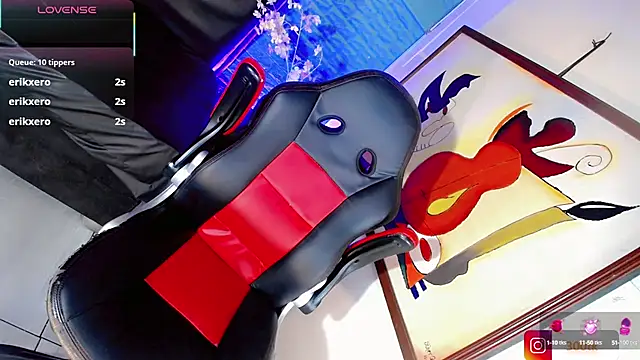 Snapshot of Ana_sophia_ chatting on 10.13.25 Ana sophia  online show from 10.13.25