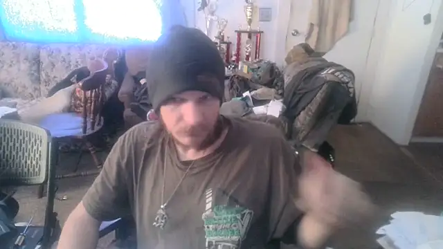 Poundtown1226 online show from 12.14.25