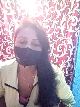 Snapshot of Sexy_Ruby04 chatting on 11.12.25 Sexy Ruby04 online show from 11.12.25