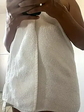 Katianesantos online show from 11.06.25