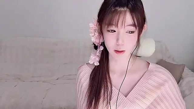 Xiao-runbao online show from 01.06.26