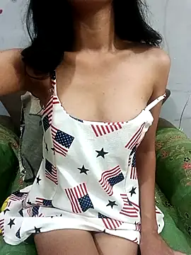 Snapshot of Daizy_Shah chatting on 04.18.26 Daizy Shah online show from 04.18.26