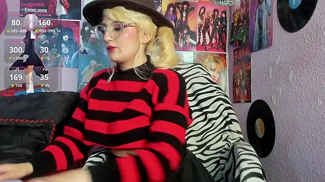 Avril Maria online show from 10.10.25