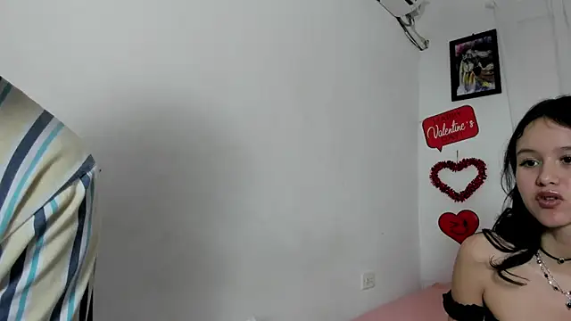 Snapshot of Laura_and_Kevin chatting on 02.20.26 Laura and Kevin online show from 02.20.26