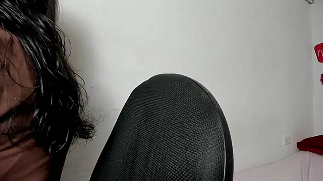 Snapshot of Laura_and_Kevin chatting on 02.23.26 Laura and Kevin online show from 02.23.26