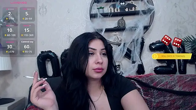 Snapshot of AnaysDivine chatting on 10.22.25 AnaysDivine online show from 10.22.25