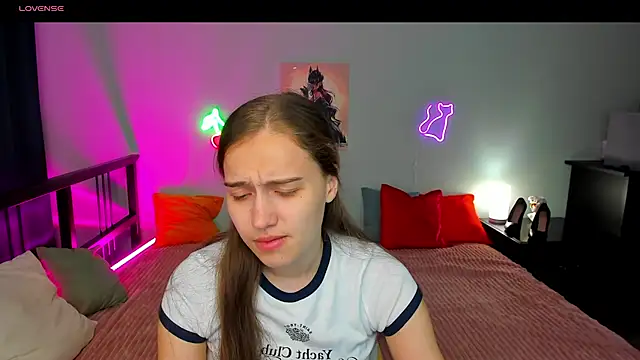 Alisa  Kelly online show from 10.05.25