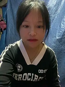 Snapshot of O_o_UwU_o_O chatting on 09.16.25 O o UwU o O online show from 09.16.25