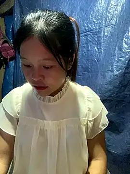 Snapshot of O_o_UwU_o_O chatting on 09.28.25 O o UwU o O online show from 09.28.25