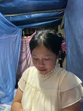 Snapshot of O_o_UwU_o_O chatting on 10.09.25 O o UwU o O online show from 10.09.25