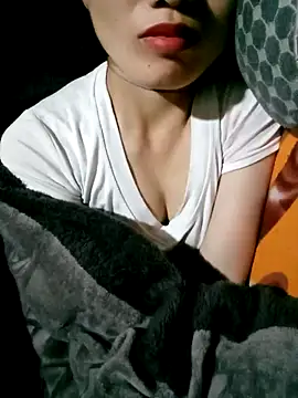 Snapshot of ngan-cute chatting on 10.25.25 ngan-cute online show from 10.25.25