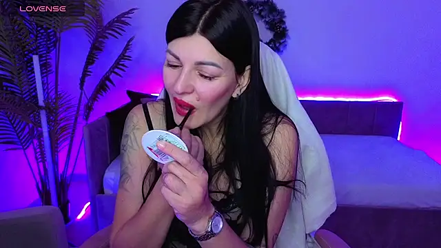 O1d Lady online show from 12.19.25