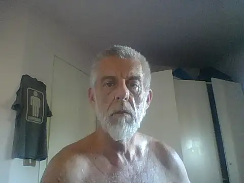 Snapshot of Pigna16PSRN chatting on 06.01.26 Pigna16PSRN online show from 06.01.26