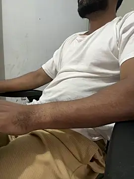 Snapshot of Vineeth3906 chatting on 06.30.26 Vineeth3906 online show from 06.30.26
