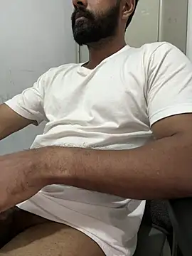 Snapshot of Vineeth3906 chatting on 07.03.26 Vineeth3906 online show from 07.03.26