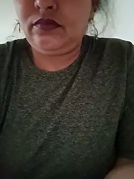 Snapshot of angel_ridhi chatting on 06.06.26 angel ridhi online show from 06.06.26