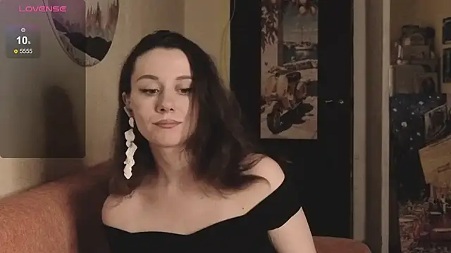 Snapshot of SkyHelen chatting on 03.24.26 SkyHelen online show from 03.24.26