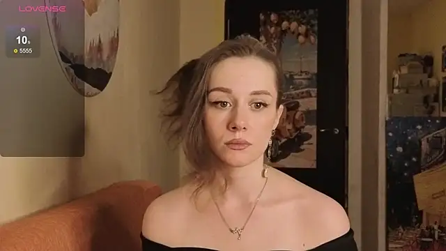 Snapshot of SkyHelen chatting on 04.12.26 SkyHelen online show from 04.12.26