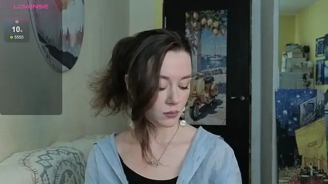 Snapshot of SkyHelen chatting on 04.17.26 SkyHelen online show from 04.17.26