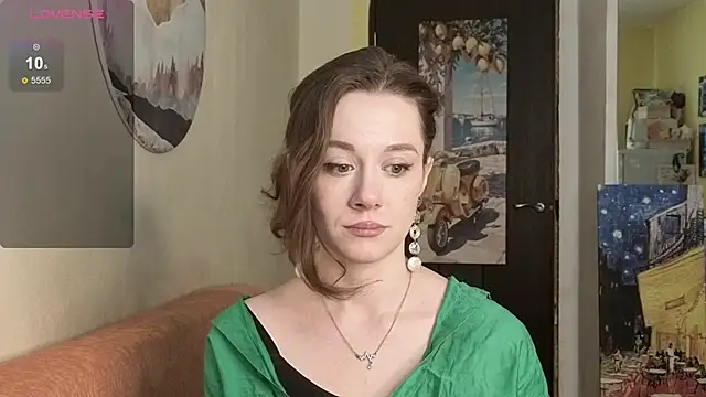 Snapshot of SkyHelen chatting on 04.27.26 SkyHelen online show from 04.27.26