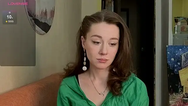 Snapshot of SkyHelen chatting on 04.29.26 SkyHelen online show from 04.29.26