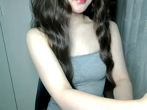 Snapshot of Annabelle-e chatting on 07.21.26 Annabelle-e online show from 07.21.26