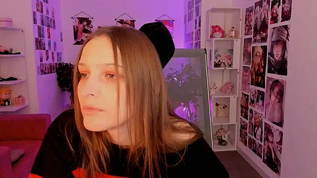 Snapshot of JenniferKiim chatting on 09.27.25 JenniferKiim online show from 09.27.25