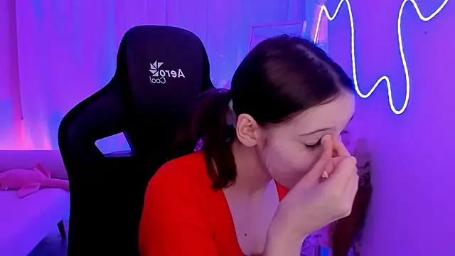 Snapshot of JenniferKiim chatting on 02.14.26 JenniferKiim online show from 02.14.26