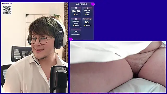 Snapshot of MossPrince chatting on 04.06.26 MossPrince online show from 04.06.26