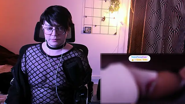 Snapshot of MossPrince chatting on 05.08.26 MossPrince online show from 05.08.26