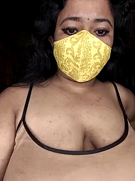 Snapshot of Smile-quien chatting on 02.14.26 Smile-quien online show from 02.14.26