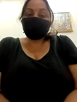 Rakhi sawant143 online show from 11.14.25