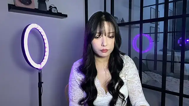 WonderMira online show from 09.28.25