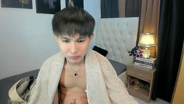 xxxhugecocktwinkxxx online show from 01.09.26