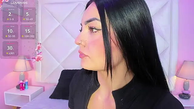 Miaa Smithh   online show from 04.07.26