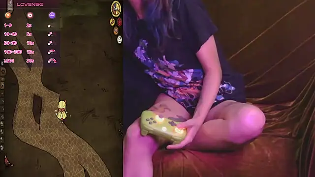 mmmminaDarling online show from 04.15.26