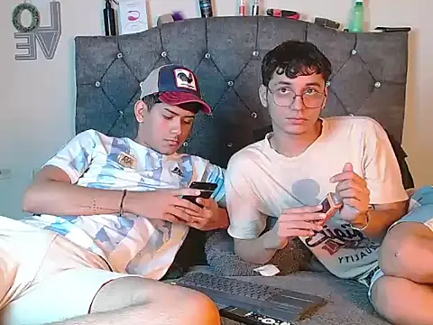 logan willyams  online show from 09.19.25