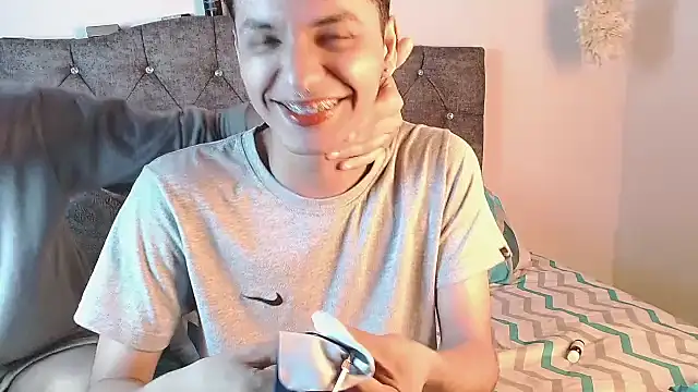 logan willyams  online show from 10.13.25