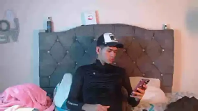 logan willyams  online show from 10.17.25