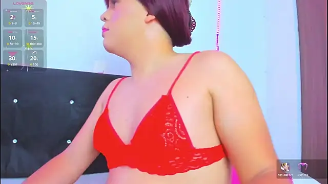 Snapshot of Danaa_moore_ chatting on 05.23.26 Danaa moore online show from 05.23.26