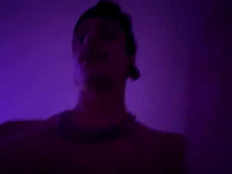 Snapshot of chrisalmeid_ chatting on 11.18.25 chrisalmeid online show from 11.18.25