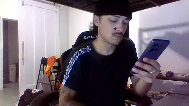 Snapshot of Jbenz420 chatting on 07.04.26 Jbenz420 online show from 07.04.26
