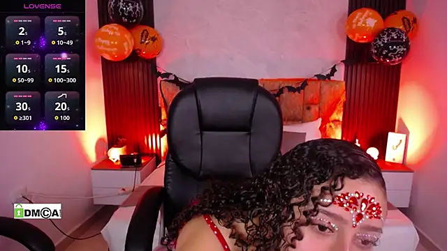 Snapshot of alondraandsweet1 chatting on 10.10.25 alondraandsweet1 online show from 10.10.25